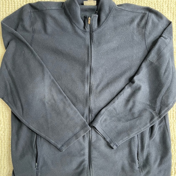 LL Bean Full Zip Fleece - Picture 6 of 7